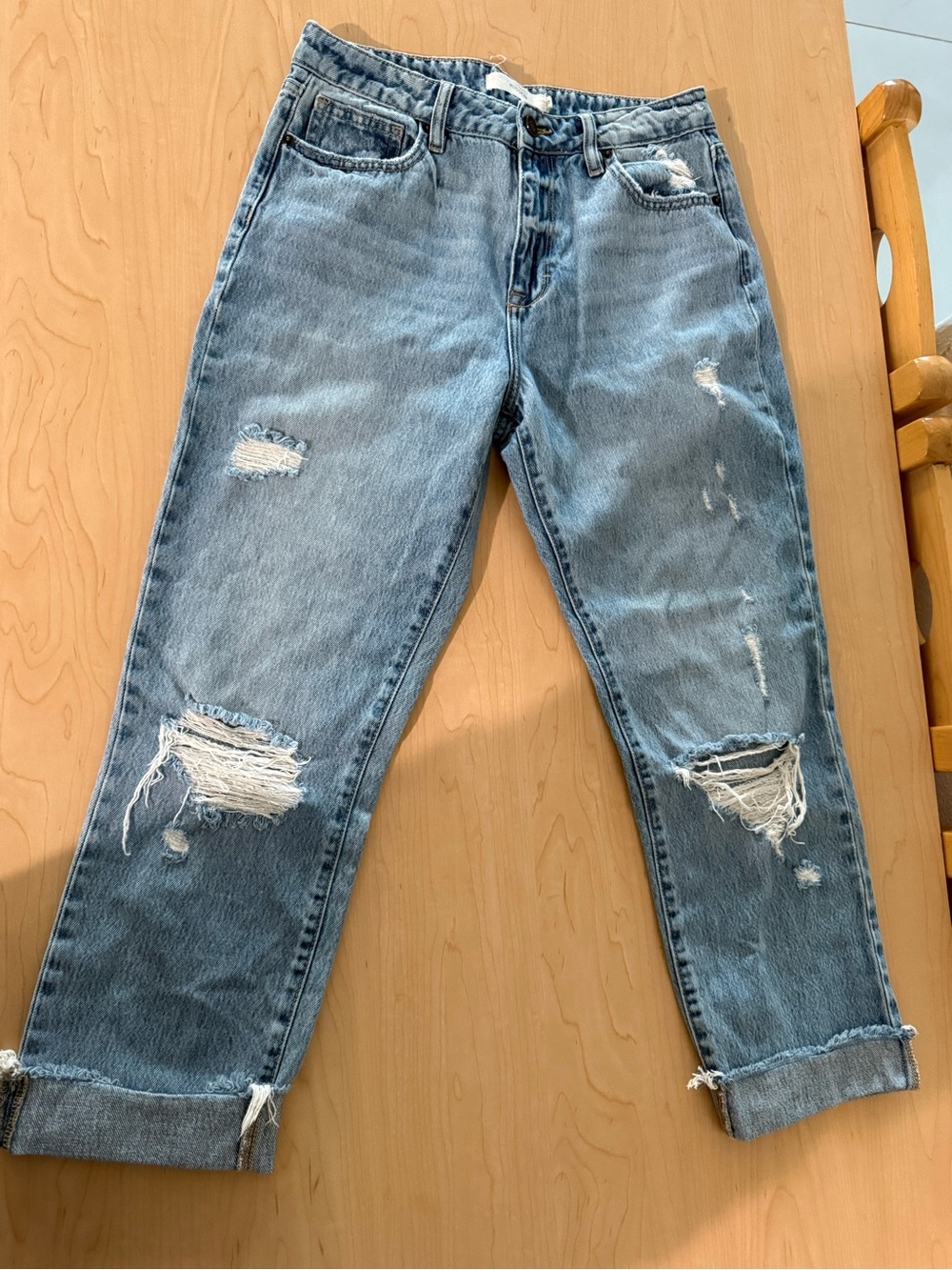 Relaxed Boyfriend Jeans in Light Blue Distressed Denim